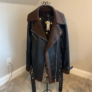 Urban Outfitters black faux leather moto jacket | teddy lining | sz medium